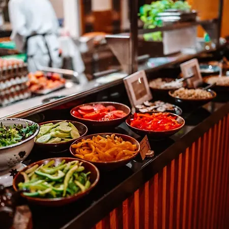 Sheraton Ξενοδοχείο 5*