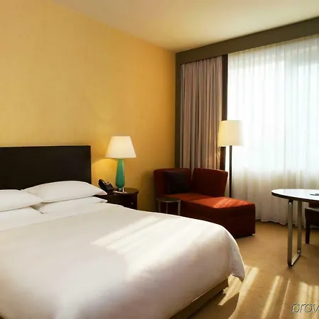 Sheraton Hotel 5*
