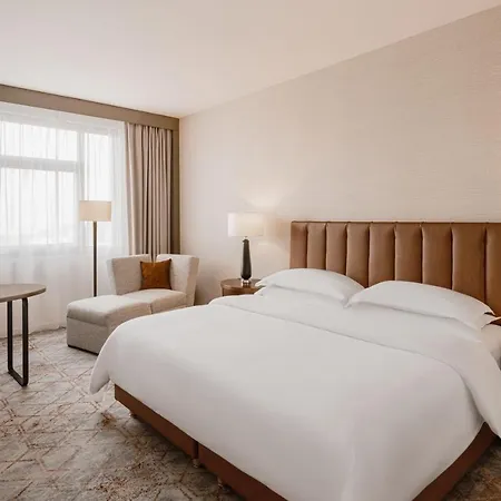 Готель Sheraton 5*