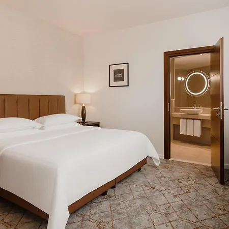 Sheraton Hotel