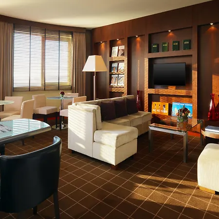 Отель Sheraton Познань