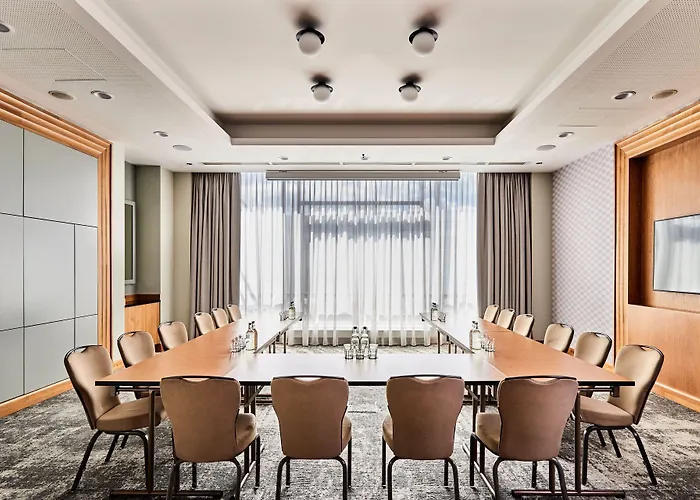 Sheraton מלון 5*